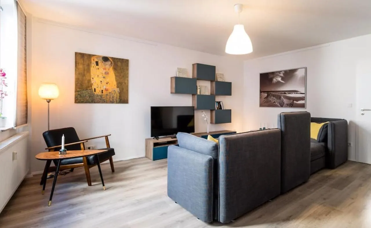 Homefy Oldtown Apartment - 6 People - 2 Bath - Balcony - Top Location location